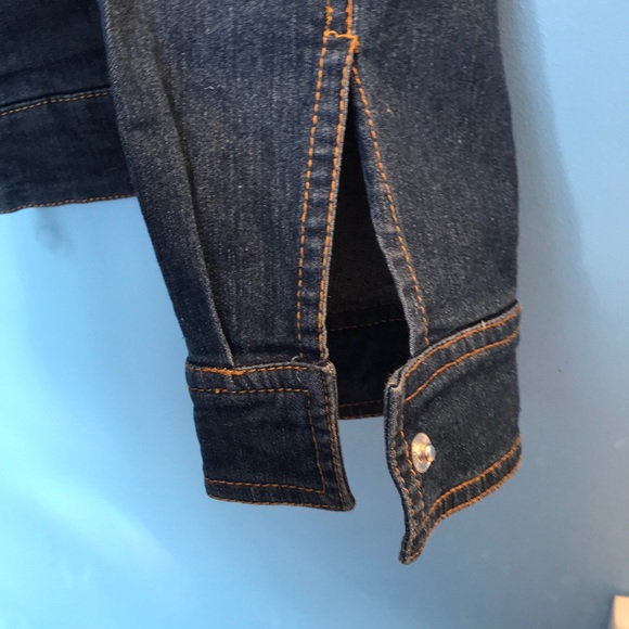 Jean Jacket - Picture 5 of 6